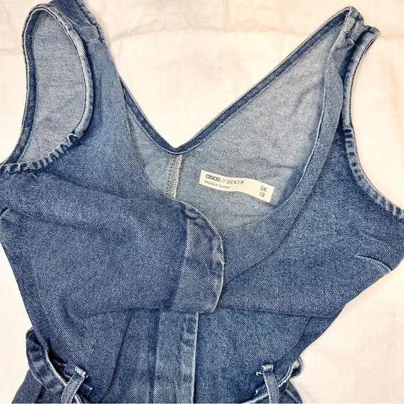 ASOS DESIGN Denim V Neck Jumpsuit Size 8 - Picture 9 of 9
